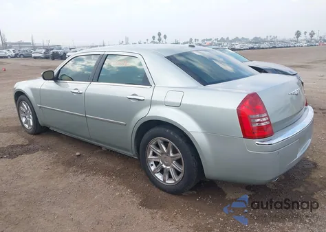 2006 Chrysler 300C from USA, damaged, VIN 2C3LA63HX6H441531